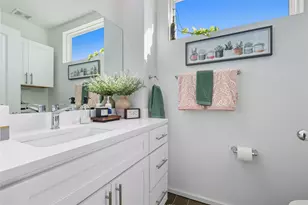 5647 Live Oak St, Dallas, TX 75206 - Photo 29