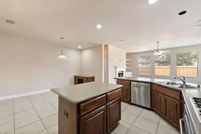 4401 Vista Glen Court, Mansfield, TX 76063 - Photo 11