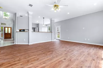 1404 Honey Locust Drive, Plano, TX 75023 - Photo 17