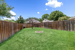 1404 Honey Locust Dr, Plano, TX 75023 - Photo 33