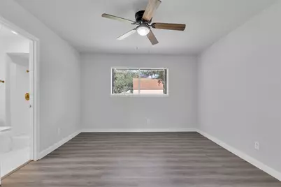 710 Country Lane, Grand Prairie, TX 75052 - Photo 19