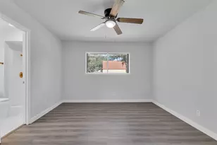 710 Country Ln, Grand Prairie, TX 75052 - Photo 19