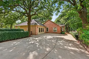 215 Hiland Acres Cir, Pottsboro, TX 75076 - Photo 5