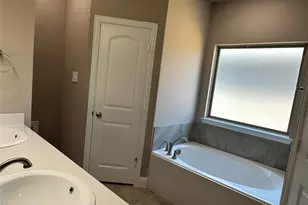 7817 Ashwood Dr, Greenville, TX 75402 - Photo 17