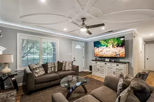 407 E Oakdale St, Keene, TX 76059 - Photo 3