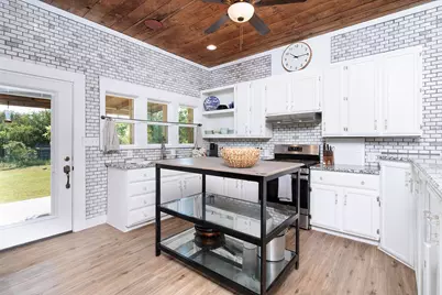 402 N Live Oak Street, Richland Springs, TX 76871 - Photo 1