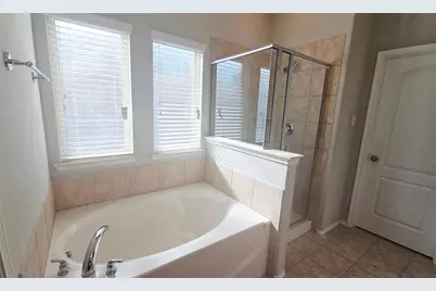 4740 Meadow Green Trail, Fort Worth, TX 76244 - Photo 11