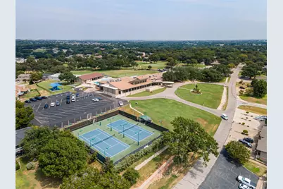 4115 Crescent Drive, Granbury, TX 76049 - Photo 39