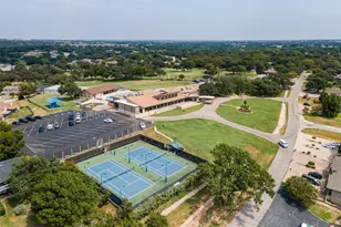 4115 Crescent Dr, Granbury, TX 76049 - Photo 39