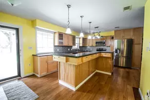 319 Spruce St, Van, TX 75790 - Photo 5