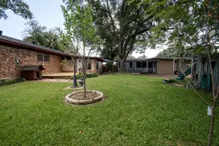 319 Spruce St, Van, TX 75790 - Photo 27