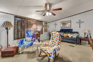 153 Canyon Valley Ln, Weatherford, TX 76085 - Photo 5