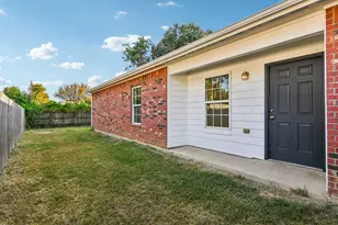 2714 Silkwood St, Dallas, TX 75215 - Photo 15