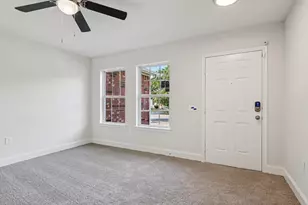 2714 Silkwood St, Dallas, TX 75215 - Photo 17