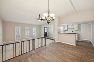 7110 Forestview Dr, Arlington, TX 76016 - Photo 5