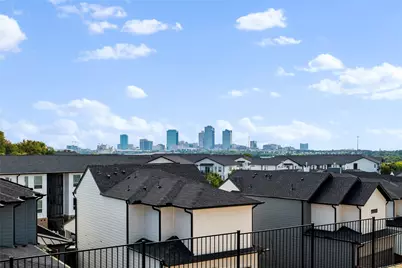 2312 Scenic Bluff Drive, Fort Worth, TX 76111 - Photo 3