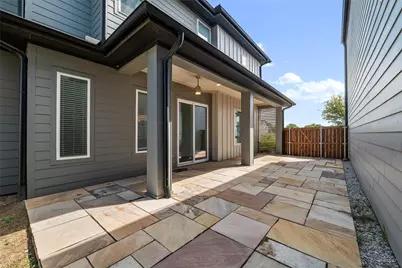 2312 Scenic Bluff Drive, Fort Worth, TX 76111 - Photo 29