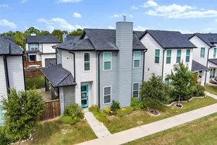 2312 Scenic Bluff Dr, Fort Worth, TX 76111 - Photo 1