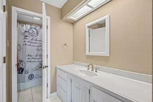 6632 Carston Ct, North Richland Hills, TX 76180 - Photo 27