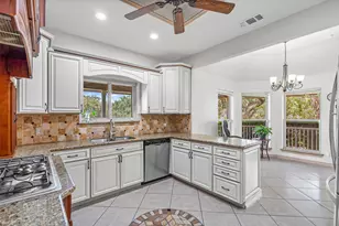 6632 Carston Ct, North Richland Hills, TX 76180 - Photo 9