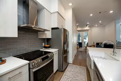 4205 Roseland Avenue #202, Dallas, TX 75204 - Photo 15