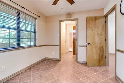 103 Meadowcreek Drive, Duncanville, TX 75137 - Photo 13