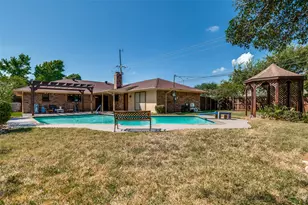 103 Meadow Creek Dr, Duncanville, TX 75137 - Photo 27