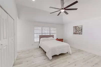 829 Lake Bluff Drive, Flower Mound, TX 75028 - Photo 11