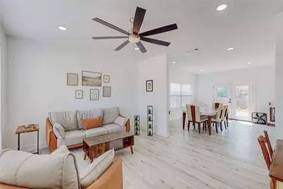 829 Lake Bluff Drive, Flower Mound, TX 75028 - Photo 3
