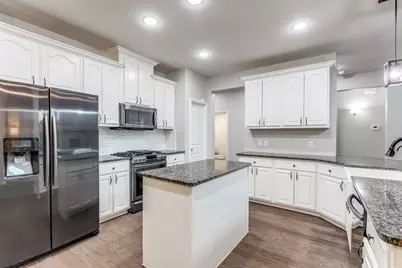 713 Llano Falls Drive, McKinney, TX 75071 - Photo 9