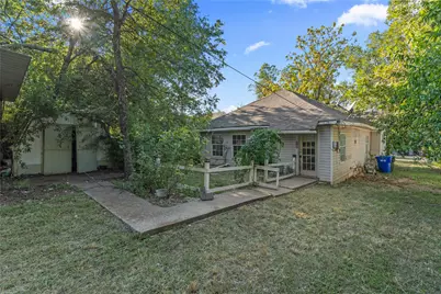 1820 Live Oak Avenue, Waco, TX 76708 - Photo 3