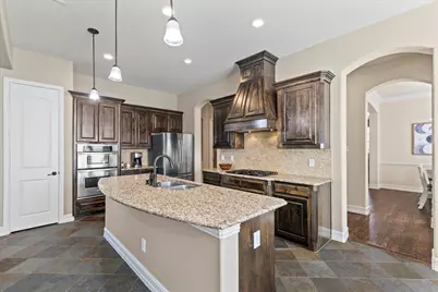 12445 Pleasant Hill Lane, Frisco, TX 75033 - Photo 11