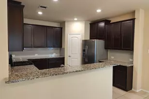 9708 Moccasin Creek Ln, McKinney, TX 75071 - Photo 5