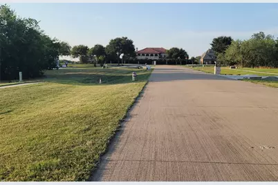 2207 Alyssum, Cedar Hill, TX 75104 - Photo 5