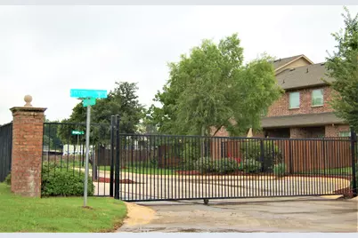 142 Barrington Lane, Lewisville, TX 75067 - Photo 29