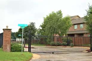 142 Barrington Ln, Lewisville, TX 75067 - Photo 29