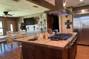 6551 Crooked Creek Rd, Bowie, TX 76230 - Photo 9