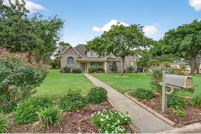 513 Wallace Street, Whitewright, TX 75491 - Photo 1