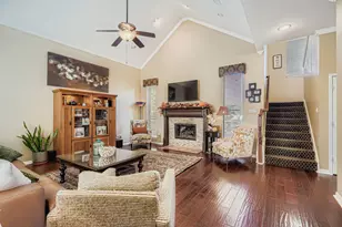 2332 Compton Dr, Plano, TX 75025 - Photo 9