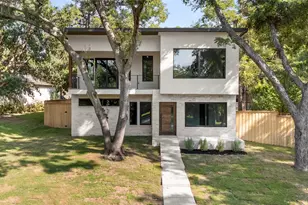 10434 Vinemont St, Dallas, TX 75218 - Photo 1