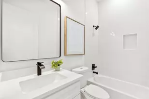 10434 Vinemont St, Dallas, TX 75218 - Photo 15