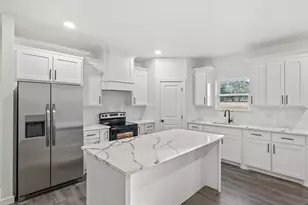 421 SW Co Rd 3050, Purdon, TX 76679 - Photo 13