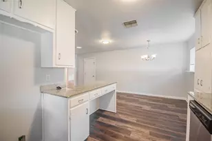 3328 Hedrick St, Fort Worth, TX 76111 - Photo 15