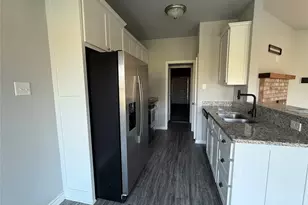 1023 Baker Ln, Mabank, TX 75147 - Photo 11