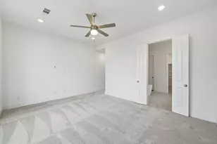 549 Lockhart St, Waxahachie, TX 75165 - Photo 13