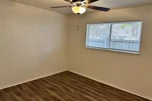 2002 Washington St, Commerce, TX 75428 - Photo 3