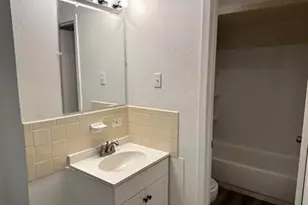 2002 Washington St, Commerce, TX 75428 - Photo 5