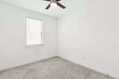 2700 Parkview Court, Lewisville, TX 75067 - Photo 29