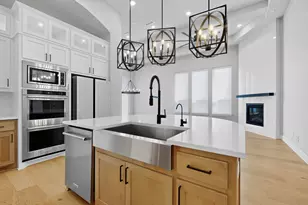 15592 Songbird St, Frisco, TX 75035 - Photo 13