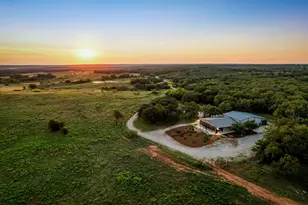 3773 Cottonwood Creek Rd, Saint Jo, TX 76265 - Photo 1